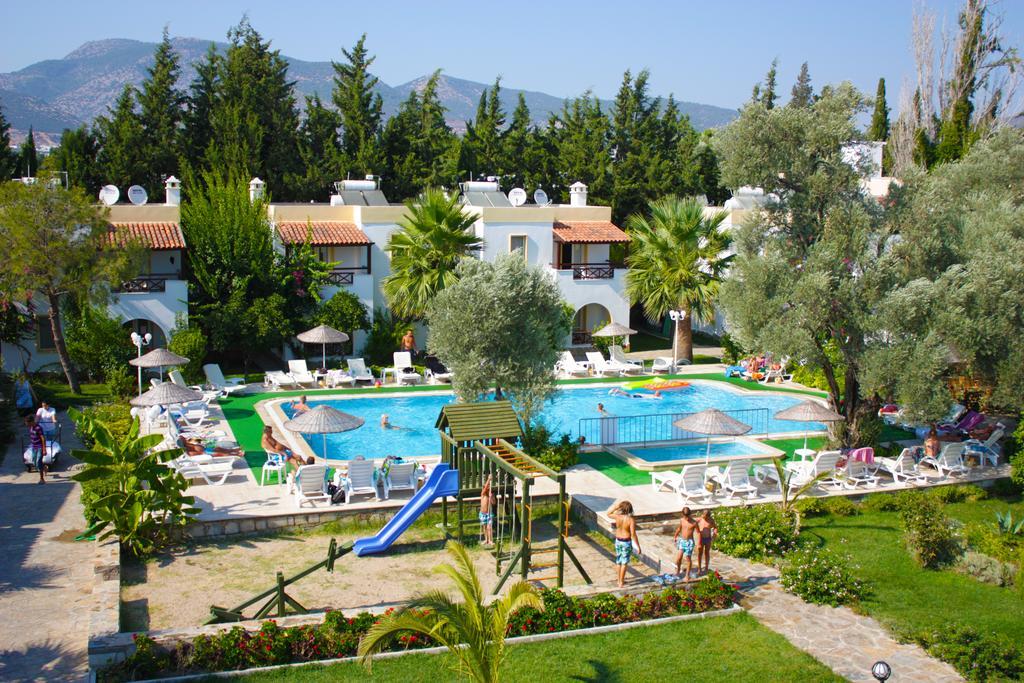 Toloman Hotel Bitez Beach Екстер'єр фото
